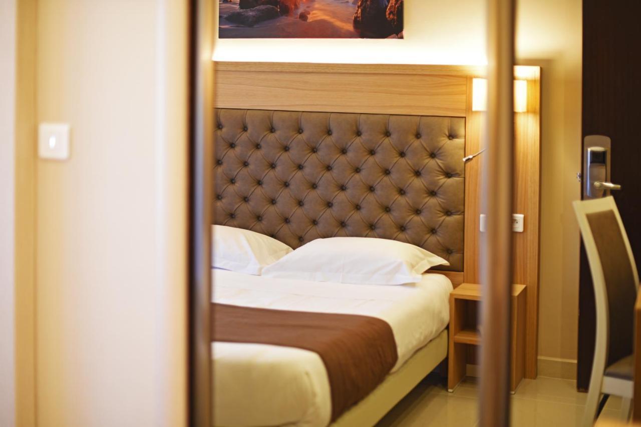 Hotel Tettola سانت فلوران المظهر الخارجي الصورة