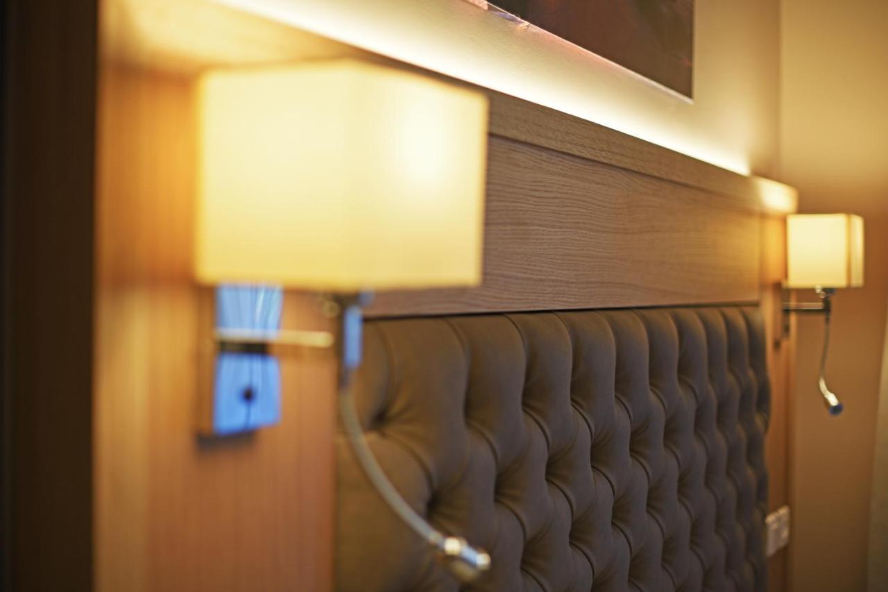 Hotel Tettola سانت فلوران المظهر الخارجي الصورة