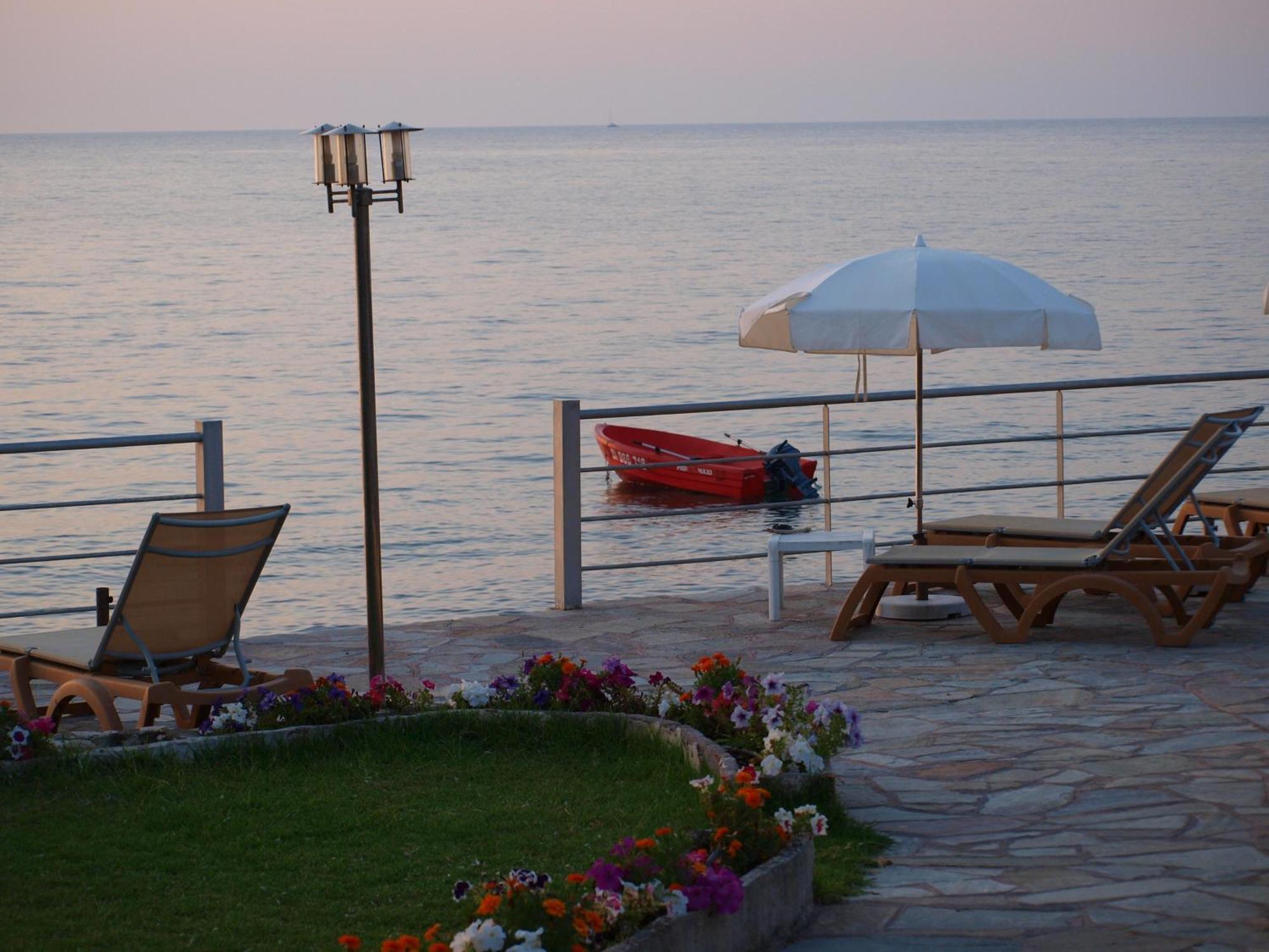 Hotel Tettola سانت فلوران المظهر الخارجي الصورة